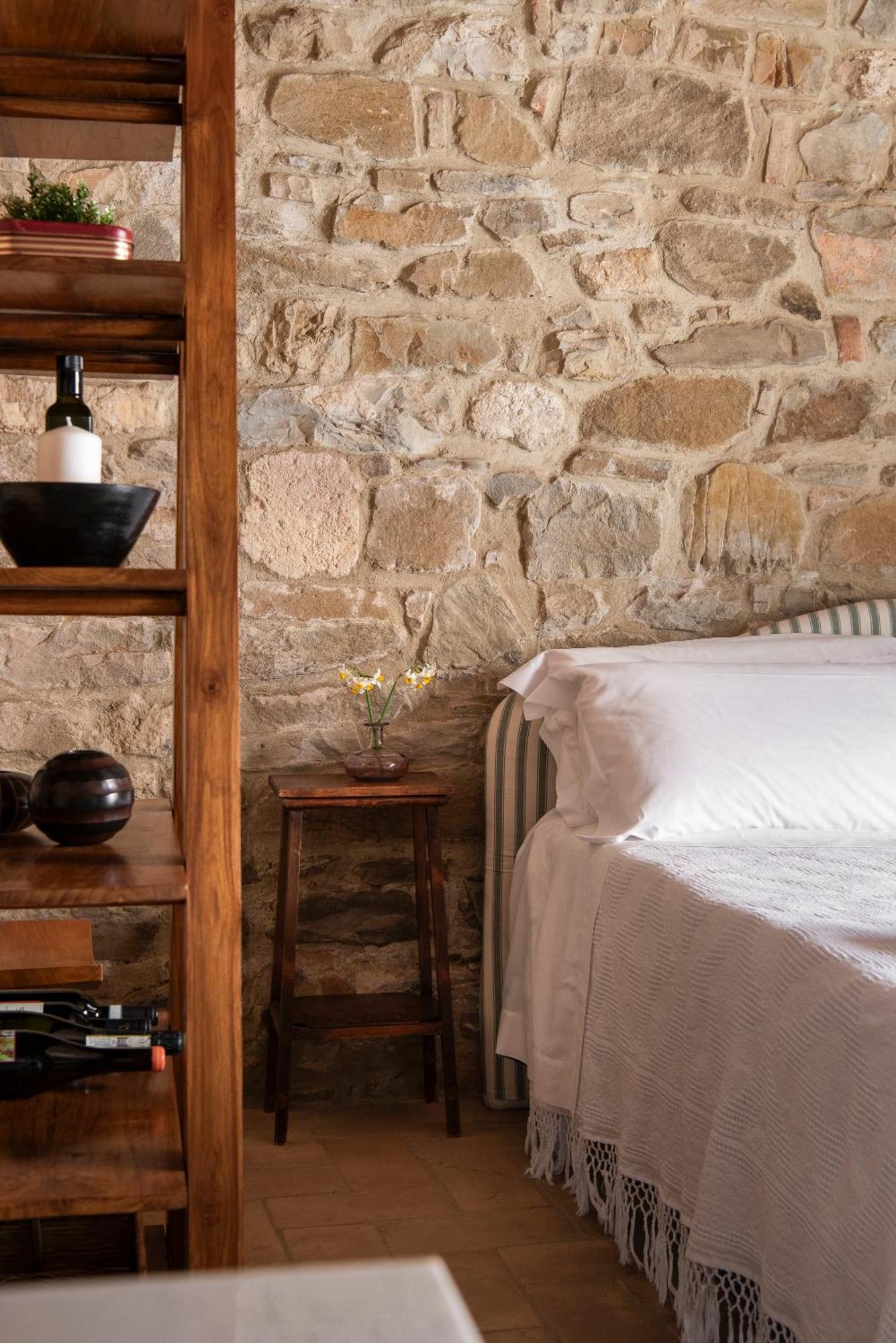 Il Borghetto - La Bottega Di Adele Loft Castelnuovo dellʼAbate Exterior foto